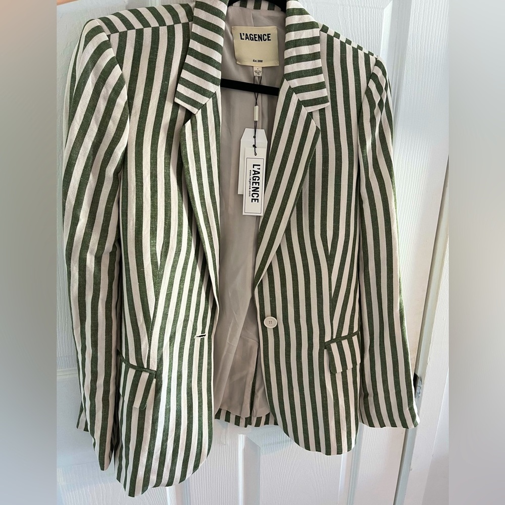 Brand new with tags L’Agence linen Blazer striped cream and green. Size 4
